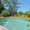 4 Bedroom Stunning Home In Lagnes