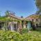 4 Bedroom Stunning Home In Lagnes