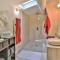 4 Bedroom Stunning Home In Lagnes