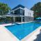 Gorgeous Home In Fazana With Wifi