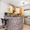 2 Bedroom Beautiful Home In Rijeka