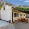 Gorgeous Home In Stinica With Wifi