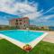 Lovely Apartment In Kustici, Novalja
