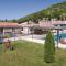 4 Bedroom Stunning Home In Neoric