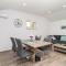 4 Bedroom Stunning Home In Neoric