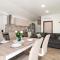 4 Bedroom Stunning Home In Neoric