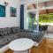 1 Bedroom Stunning Apartment In Komarna