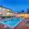 Stunning Home In Pazin