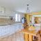 Awesome Home In Artigues