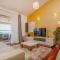 4 Bedroom Stunning Home In Brodarica