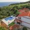 Nice Home In Zavala With Wifi