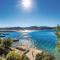 Gorgeous Apartment In Supetarska Draga