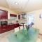 Awesome Apartment In Plano With Wifi