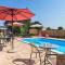 Two-Bedroom Holiday Home In Svetvincenat