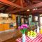 8 Bedroom Lovely Home In Sisan