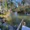 Main River Retreat hot tub, canoe with trolling motor - 春丘