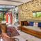 Cozy Home In Augignac