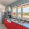 Three-Bedroom Apartment In Rogotin