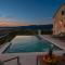 Awesome Home In Postira