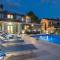 Stunning Home In Dobrinj