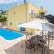 Cozy Home In Porec With Kitchen