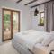 Amazing Home In Cabrunici With Jacuzzi