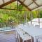 Driftwood Beach House at Rainbow Beach with Pool Aircon Wifi - 彩虹海滩