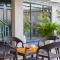 StayVista at Starlit Manor with Private Pool, AC, BBQ - Džajpur