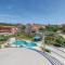Beautiful Home In Vir With Wifi