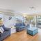 Skyline, 4,12 Thurlow Avenue - Unit with stunning views, air conditioning and Wi-Fi - Nelson Bay
