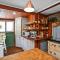 Bellbird Rise Off-Grid Cottage