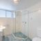 Skyline, 4,12 Thurlow Avenue - Unit with stunning views, air conditioning and Wi-Fi - Nelson Bay