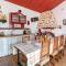 Awesome Home In La Puebla Los Infantes
