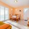 Gorgeous Apartment In Rtina With Wifi