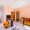 Gorgeous Apartment In Rtina With Wifi
