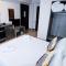 Napoli Suites Studios Aparthotel