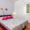 Gorgeous Apartment In Stara Novalja