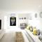 Magnificent villa with heated pool - Es Cubells