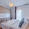 Awesome Home In Prigradica With Jacuzzi - 普利格拉迪卡