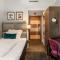 Clarion Hotel Admiral