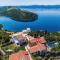 Stunning Home In Klek With Jacuzzi