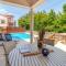 4 Bedroom Gorgeous Home In Dobrinj
