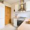 2 Bedroom Lovely Home In Roldan