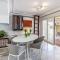 Gorgeous Home In La Herradura