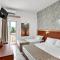 Erato Hotel