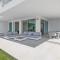 Hillside flat with pool in Palo Alto by Costarentals - Ref M49 - Marbella