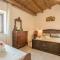 5 Bedroom Beautiful Home In Ragusa