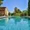 7 Bedroom Gorgeous Home In Tarascon