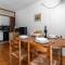 Lovely Apartment In Novi Vinodolski