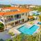 Bocobay Seaside Beach House
